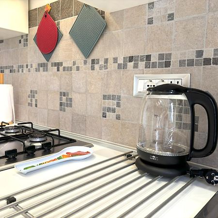 Red Velvet Apartment Триест Екстериор снимка